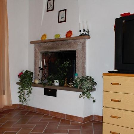 Casa Vacanze In Borgo Monteverdi Marittimo Extérieur photo
