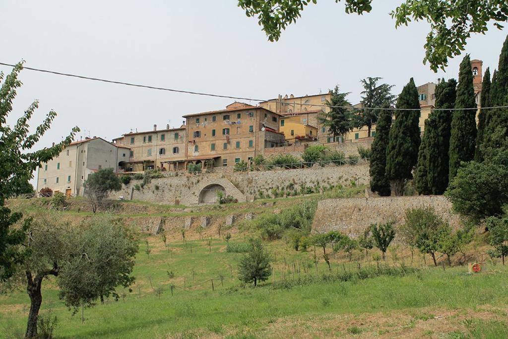 Casa Vacanze In Borgo Monteverdi Marittimo Extérieur photo