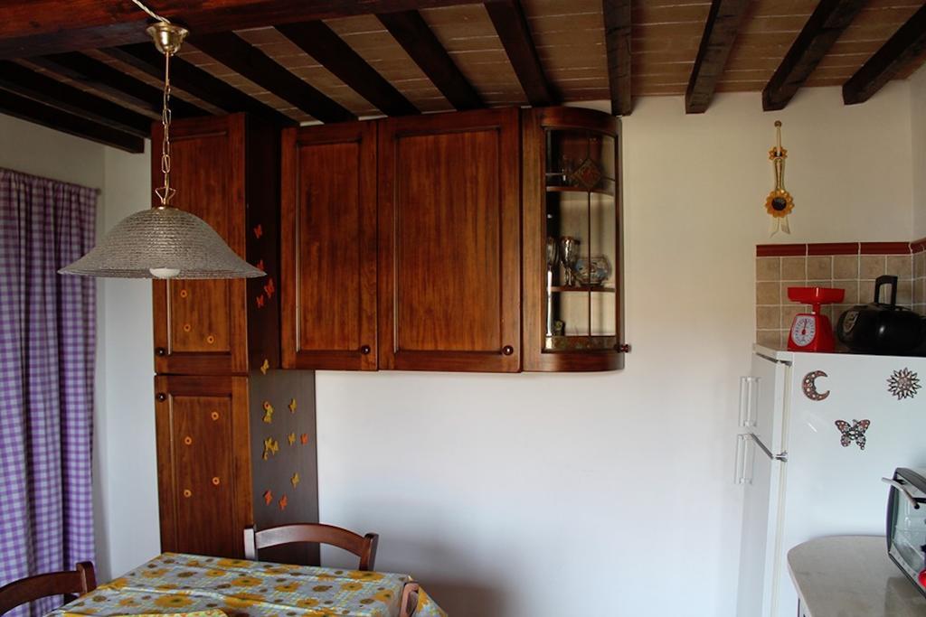 Casa Vacanze In Borgo Monteverdi Marittimo Extérieur photo